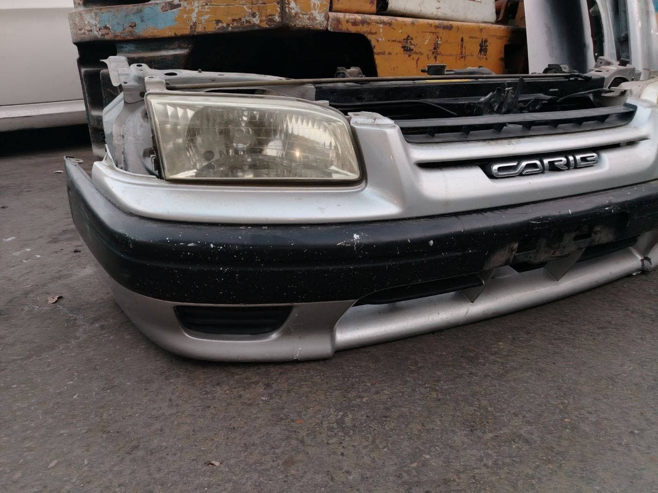 Nose cut + Headlights Toyota Sprinter Carib used in Sharjah — photo 6