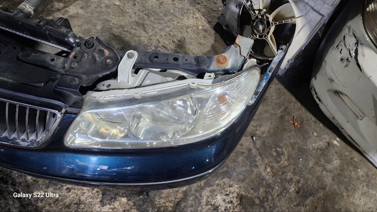 Nose cut + Hood + Fender Nissan Sunny N16 used in Sharjah — photo 8
