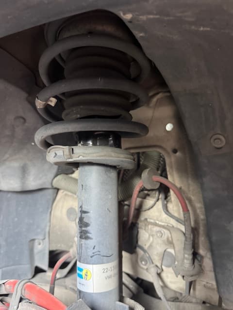 Suspension BMW N54B30A E92 used in Sharjah — photo 2