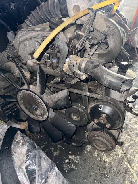 Engine Mercedes-Benz 111.979 used in Sharjah — photo 2