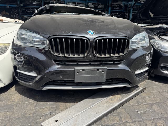 Nose cut + Hood BMW