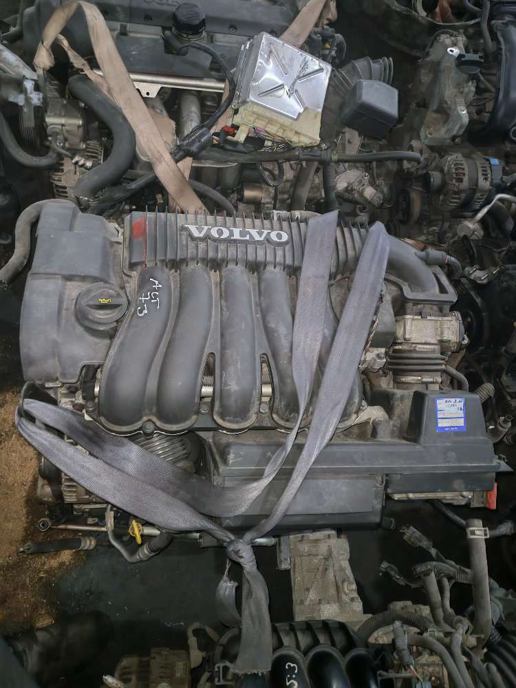 Engine + AT Volvo B5244S