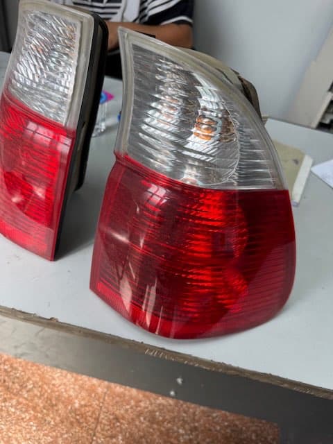 Tail lights BMW used in Sharjah — photo 4