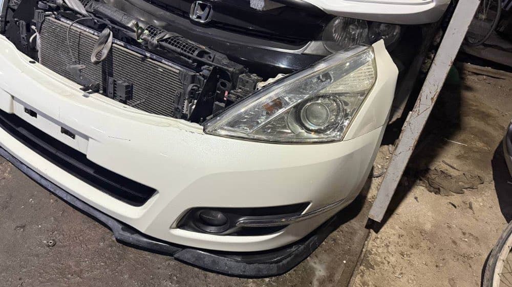 Bumper + Headlights Nissan Teana used in Sharjah — photo 2