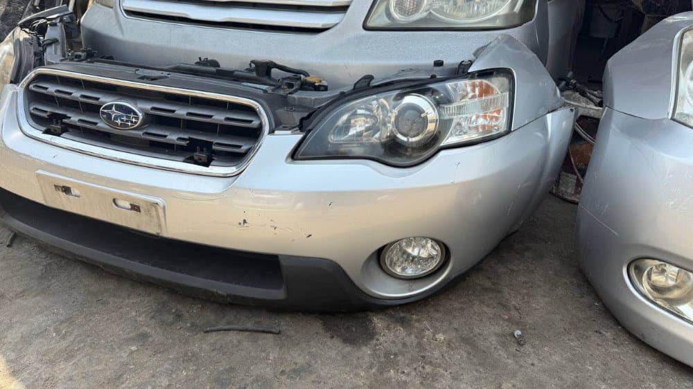 Bumper + Headlights Subaru Outback used in Sharjah — photo 2