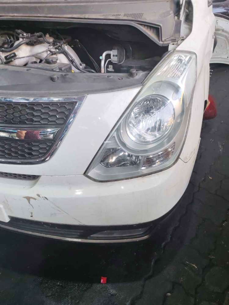 Nose cut Hyundai used in Sharjah — photo 2