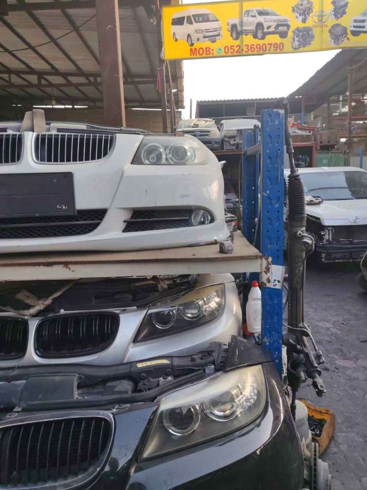 Nose cut BMW used in Sharjah — photo 2