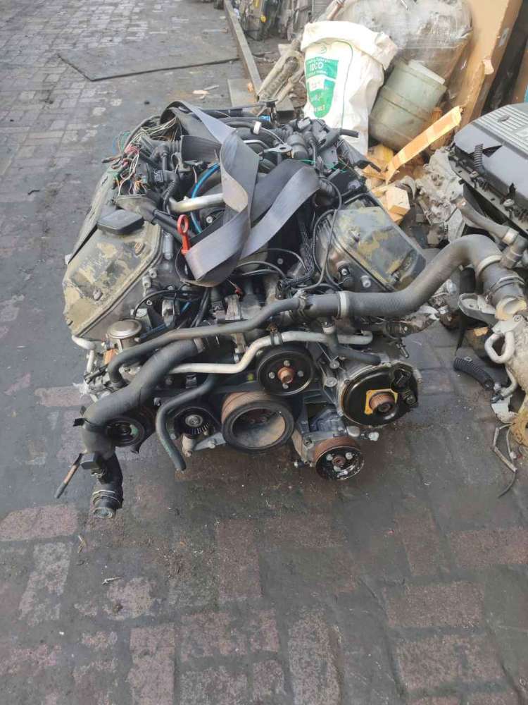 Engine + AT BMW M62B44