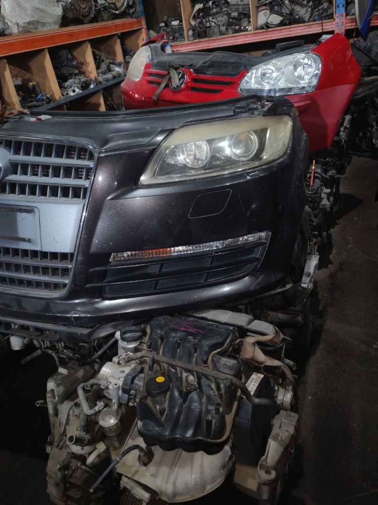 Nose cut Audi used in Sharjah — photo 2