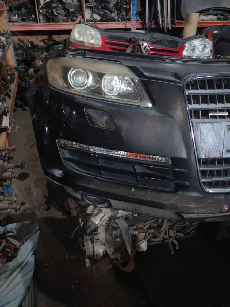 Nose cut Audi used in Sharjah — photo 4
