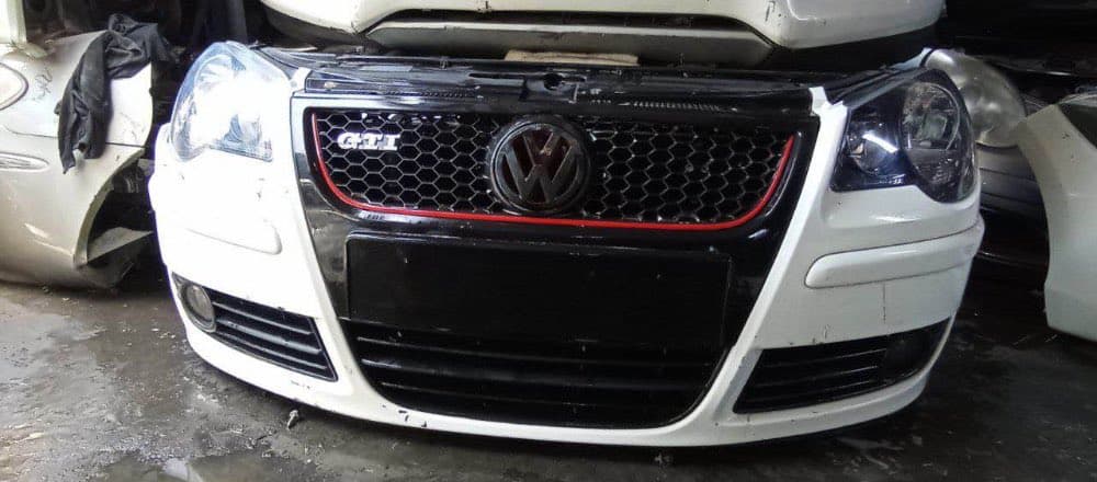 Nose cut Volkswagen Golf