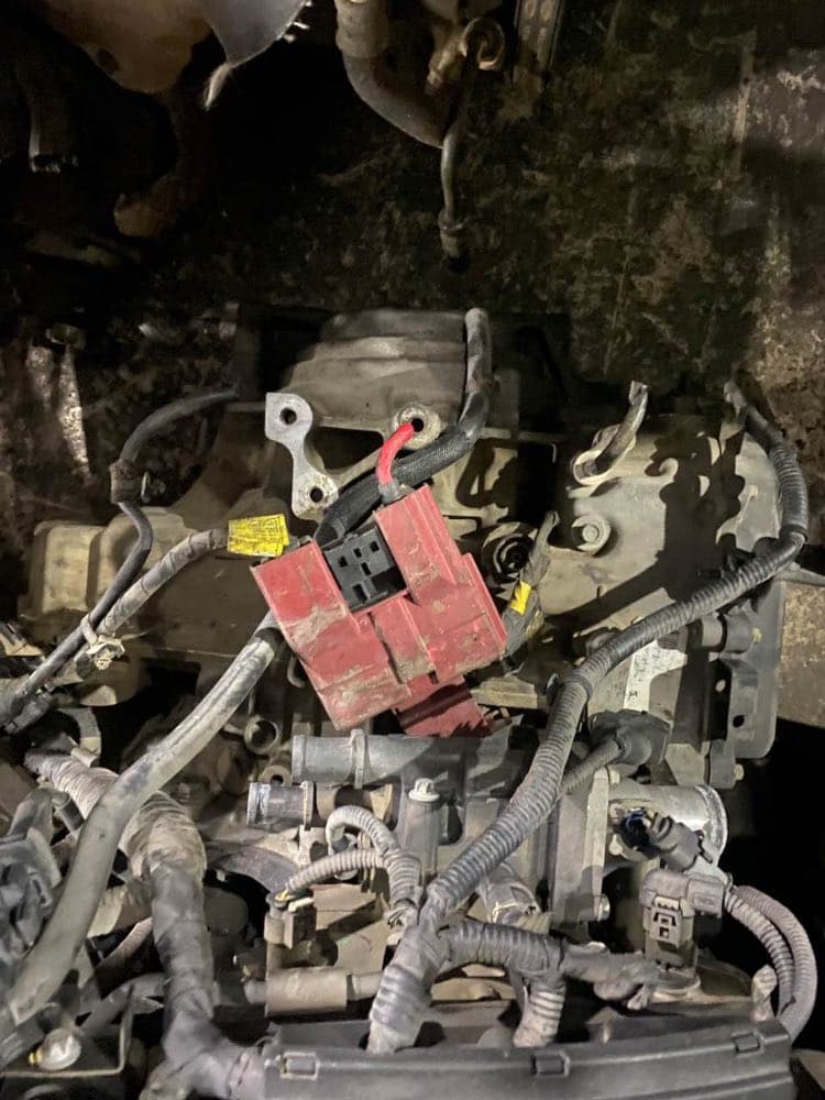 Engine + AT Chevrolet F16D4 used in Sharjah — photo 3