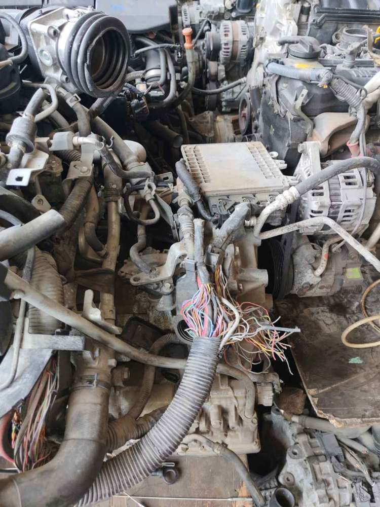 Engine + AT Nissan VQ23 used in Sharjah — photo 2