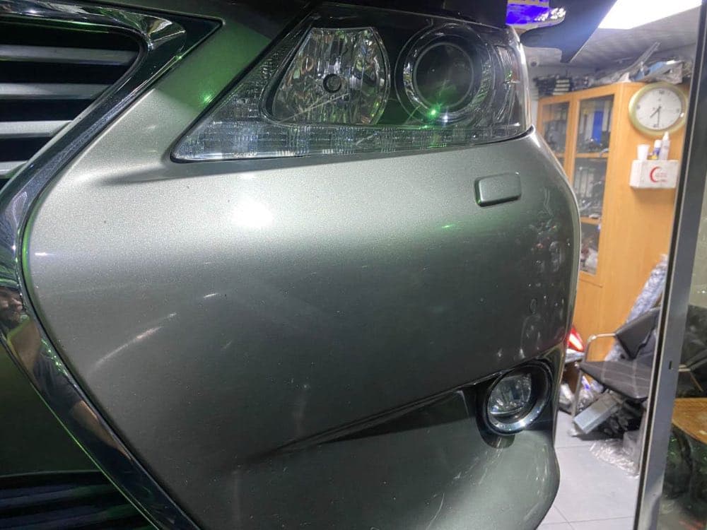 Nose cut + Hood + Fender Lexus used in Sharjah — photo 3