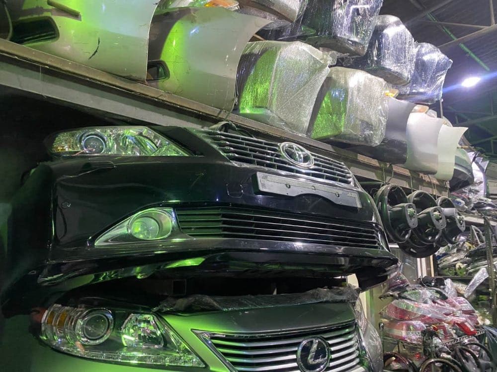 Nose cut Toyota