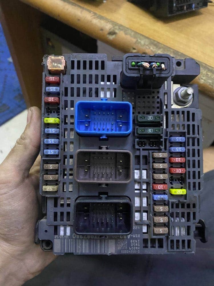 Peugeot AB2 Fuse Box