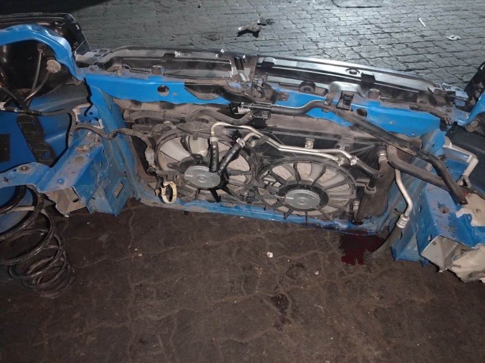 Nose cut Toyota Rukus used in Sharjah — photo 7