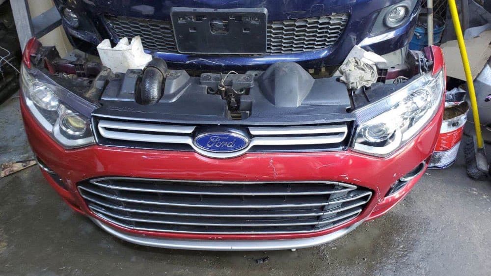 Nose cut Ford Territory