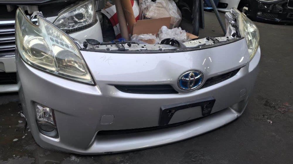 Nose cut Toyota Prius