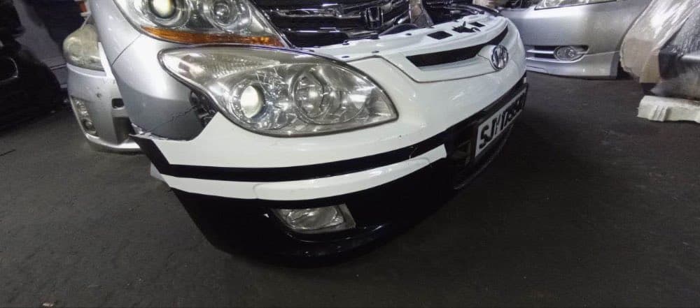 Nose cut + Fender Hyundai i30 used in Sharjah — photo 2