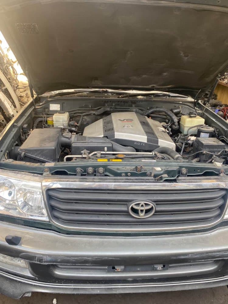 Engine + AT Toyota 2UZ used in Sharjah — photo 2
