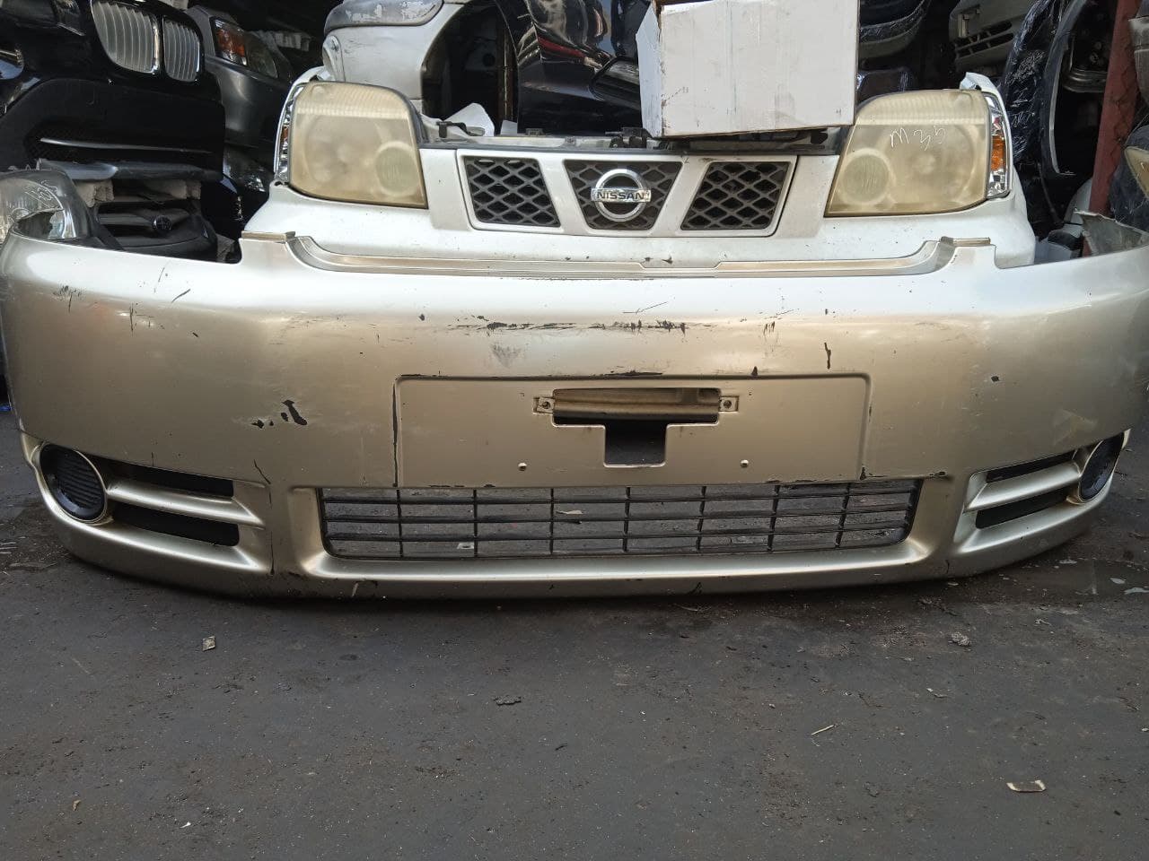 Bumper + Headlights Toyota Ipsum