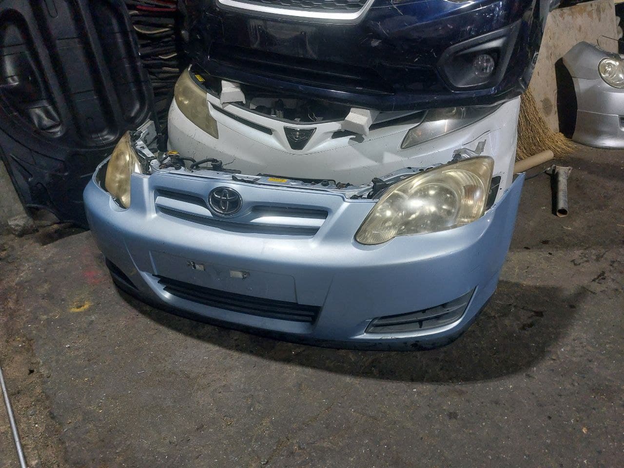 Nose cut Toyota Corolla Runx