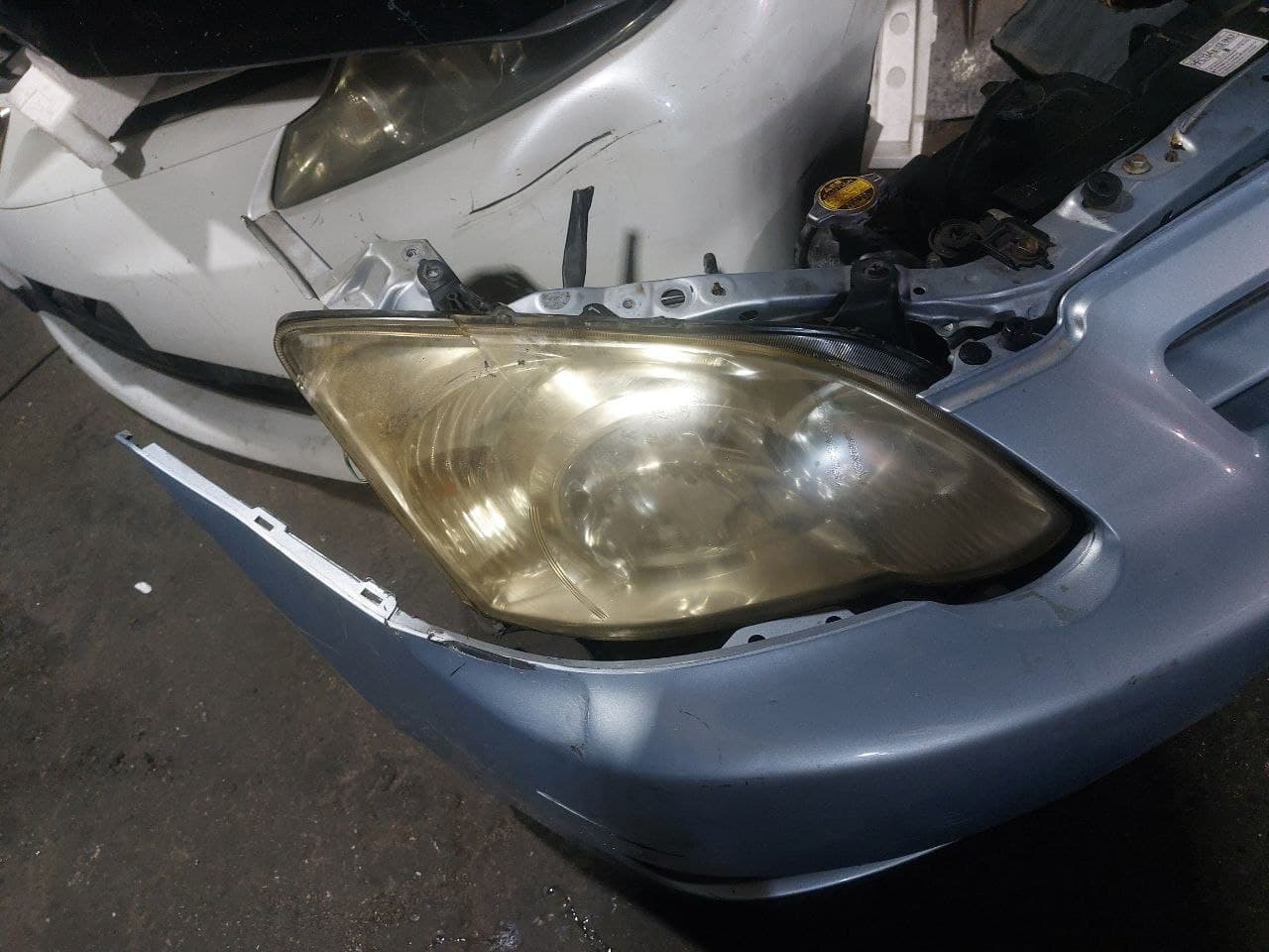 Nose cut Toyota Corolla Runx used in Sharjah — photo 2