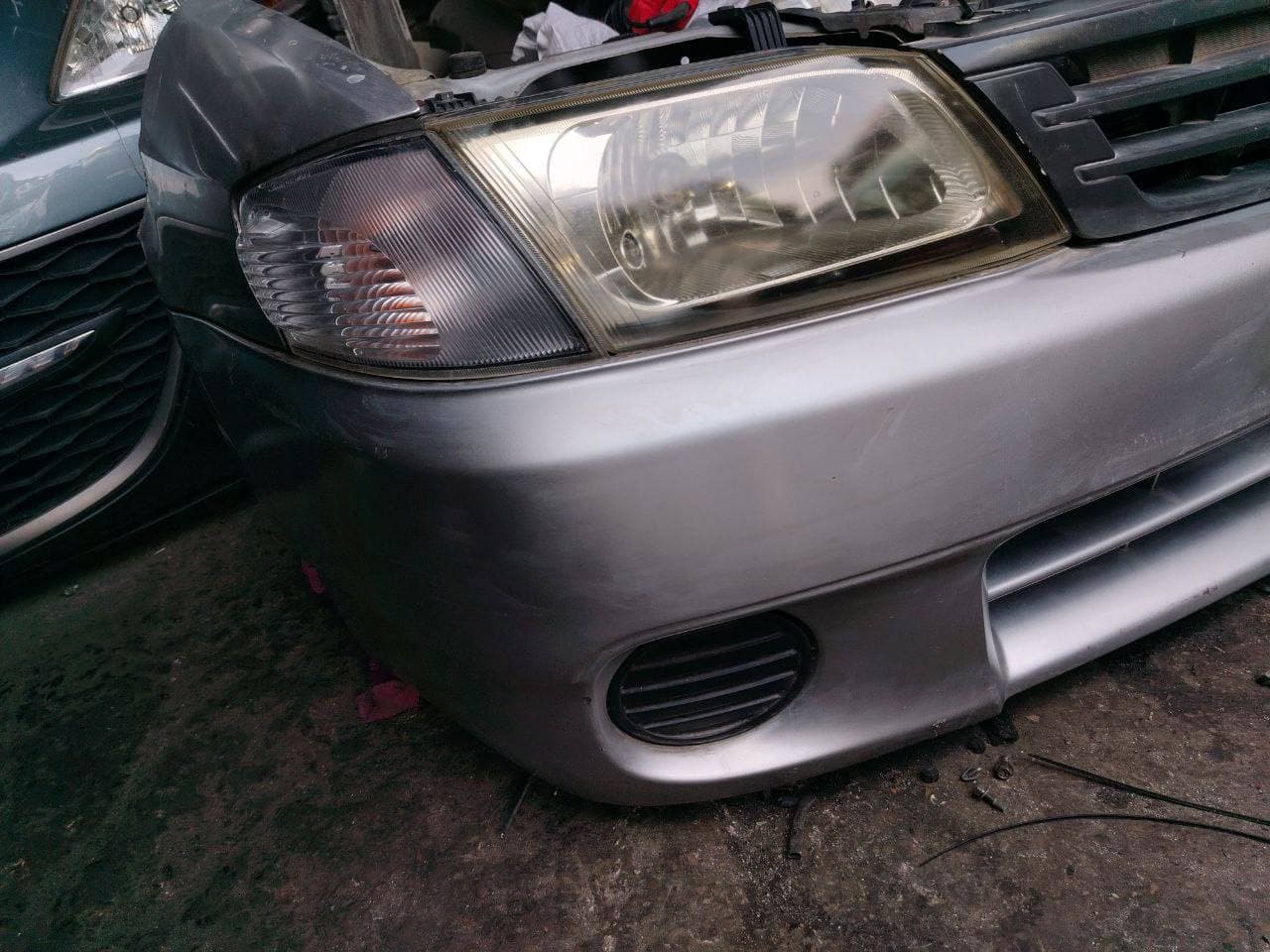 Nose cut Nissan AD used in Sharjah — photo 2