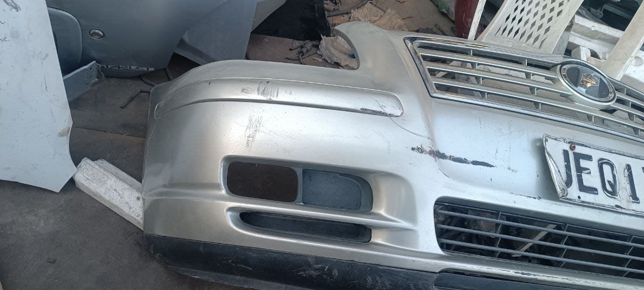 Bumper + Headlights Toyota Avensis used in Sharjah — photo 2