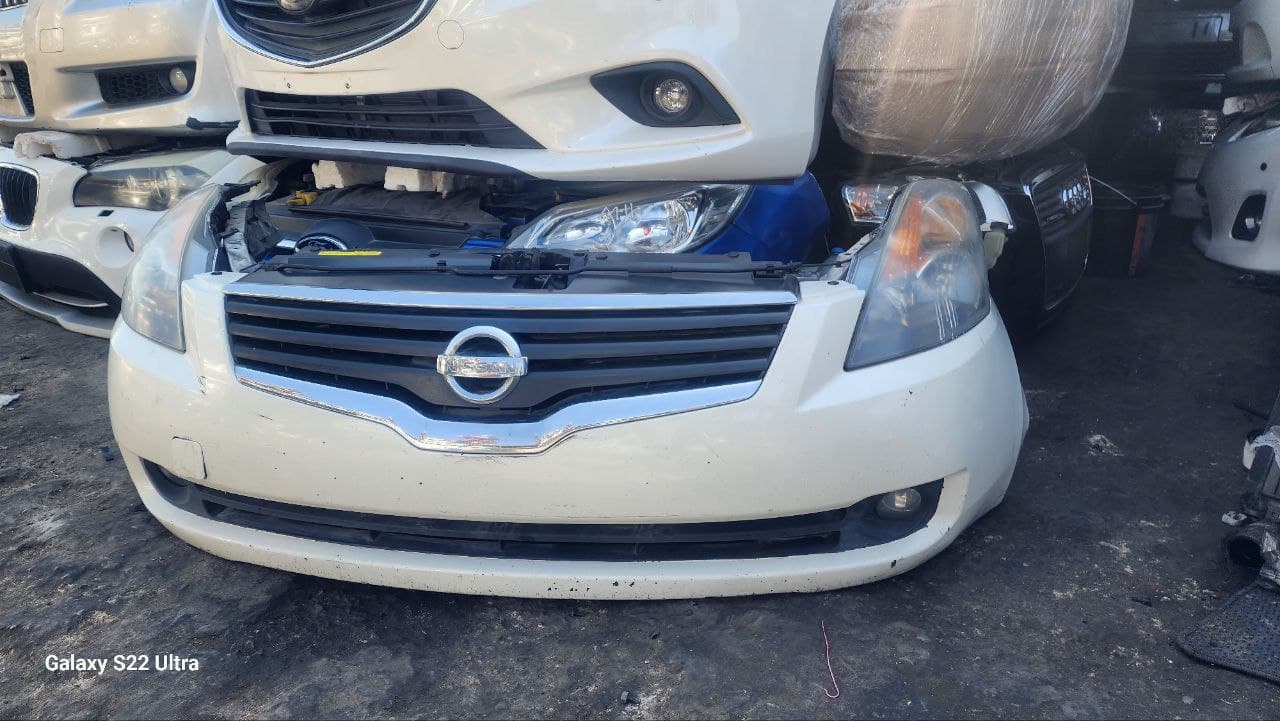 Nose cut + Hood Nissan Altima