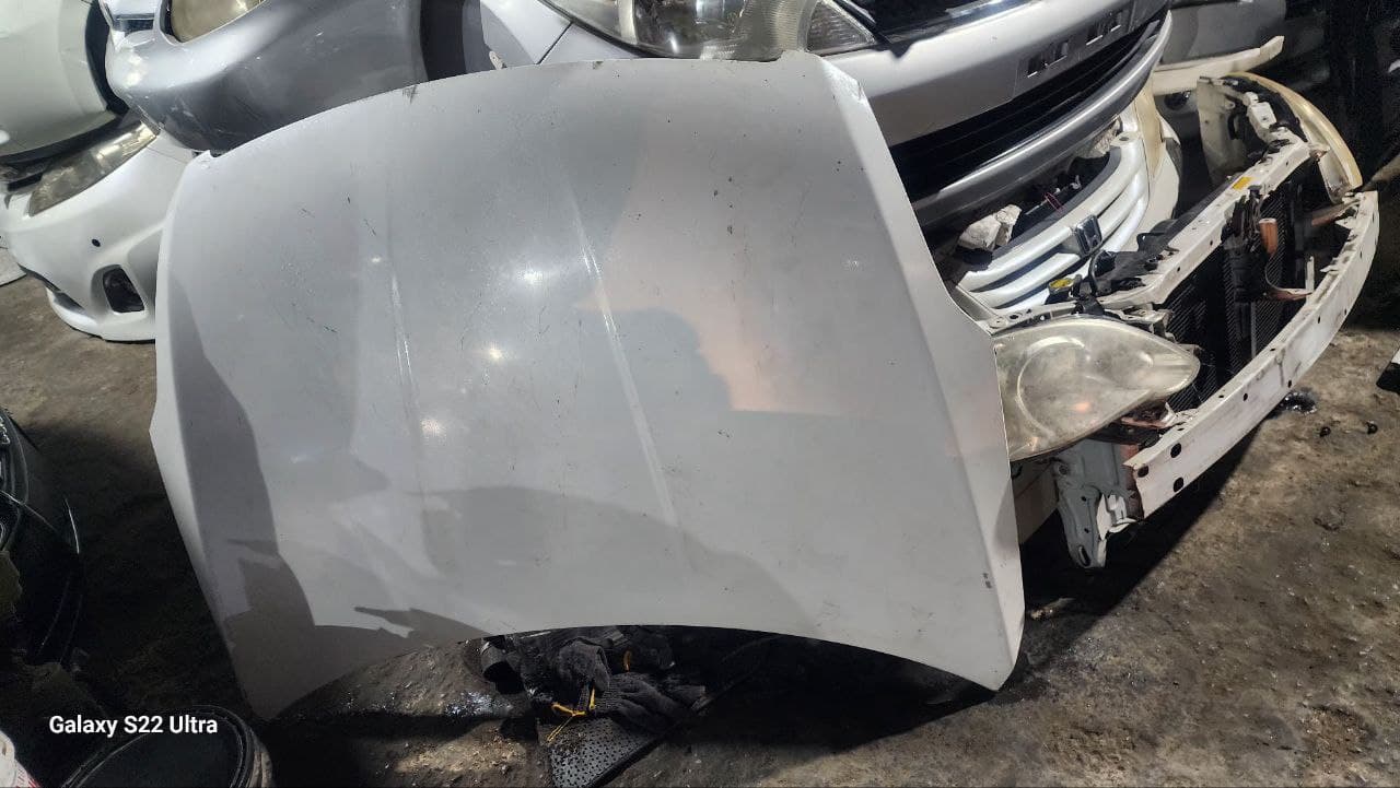 Nose cut + Hood Nissan Altima used in Sharjah — photo 2