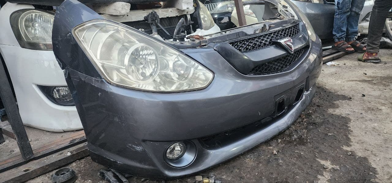 Nose cut Toyota Caldina used in Sharjah — photo 2