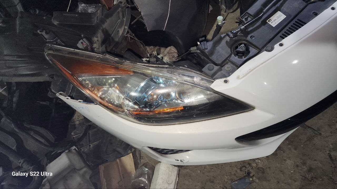 Nose cut + Fender + Hood Mazda Axela used in Sharjah — photo 2