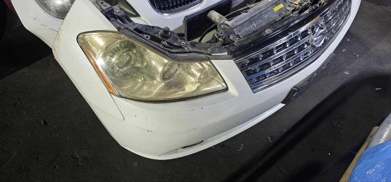 Nose cut Infiniti M35 used in Sharjah — photo 4