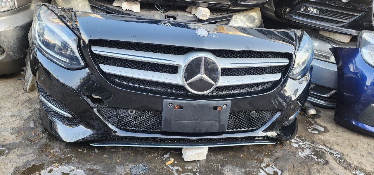 Nose cut Mercedes-Benz B-Class