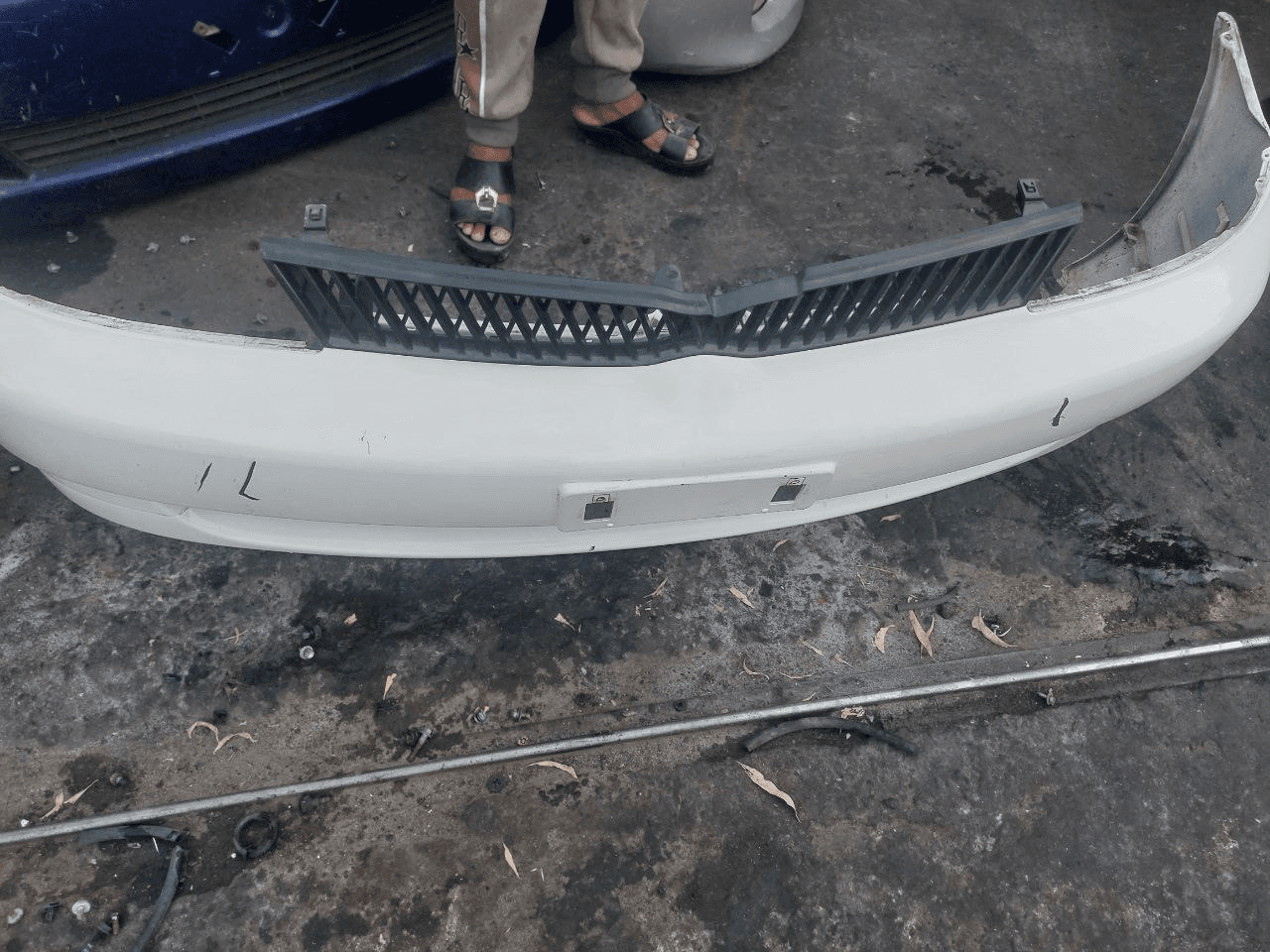 Bumper + Headlights Toyota Platz