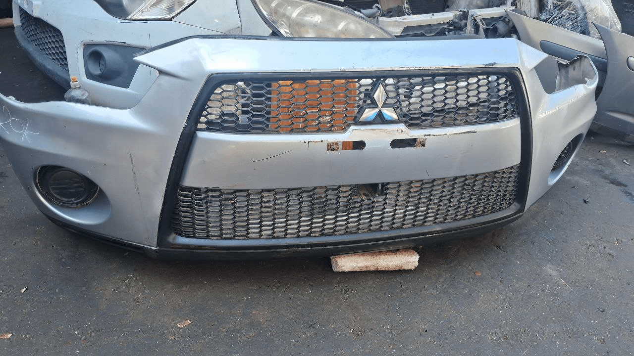 Bumper Mitsubishi Outlander