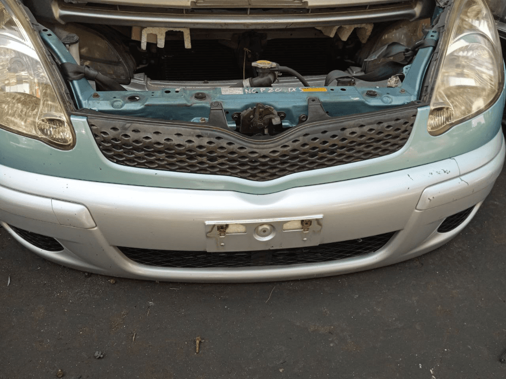 Bumper + Headlights Toyota Funcargo