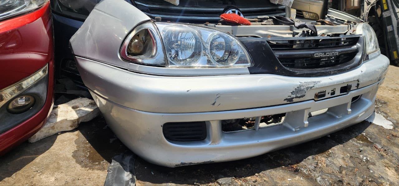 Bumper + Headlights Toyota Caldina used in Sharjah — photo 2