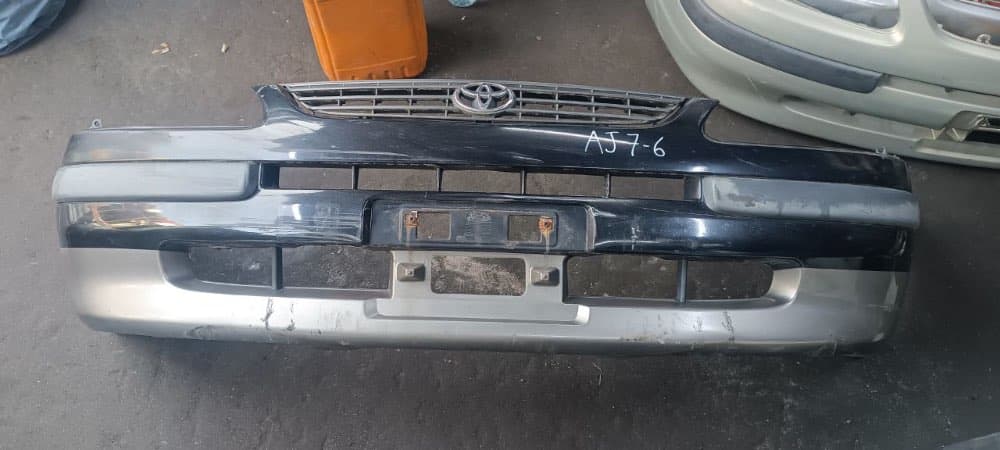 Bumper Toyota