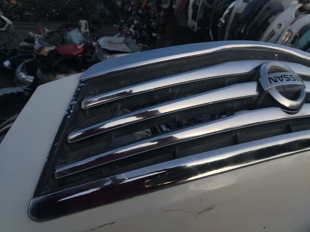 Hood Nissan Teana used in Sharjah — photo 2