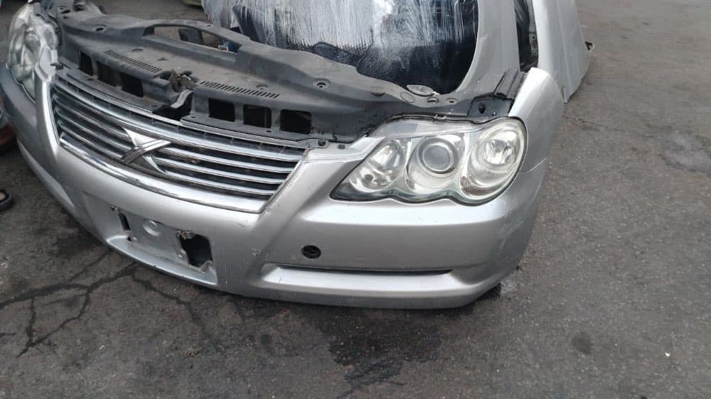 Nose cut Toyota Mark X used in Sharjah — photo 2