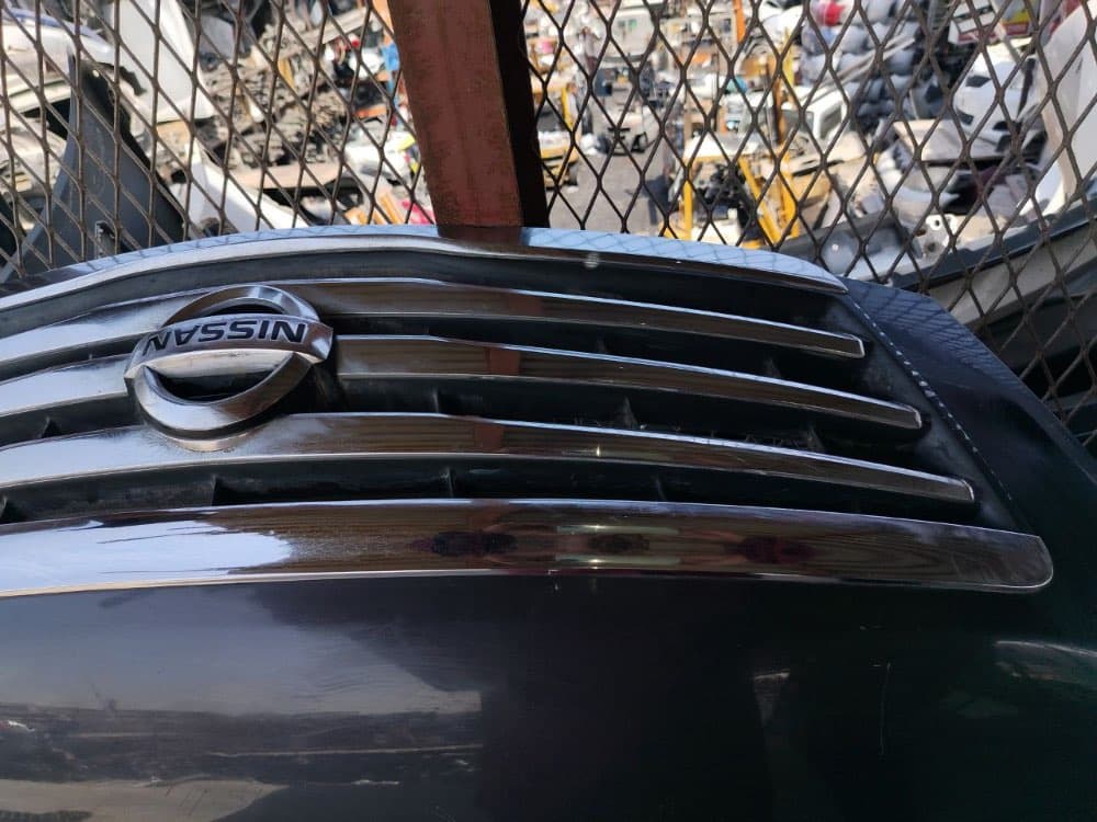 Hood Nissan Teana used in Sharjah — photo 2