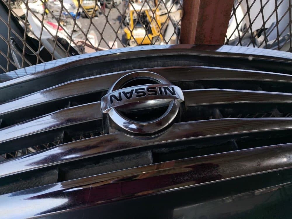 Hood Nissan Teana used in Sharjah — photo 4