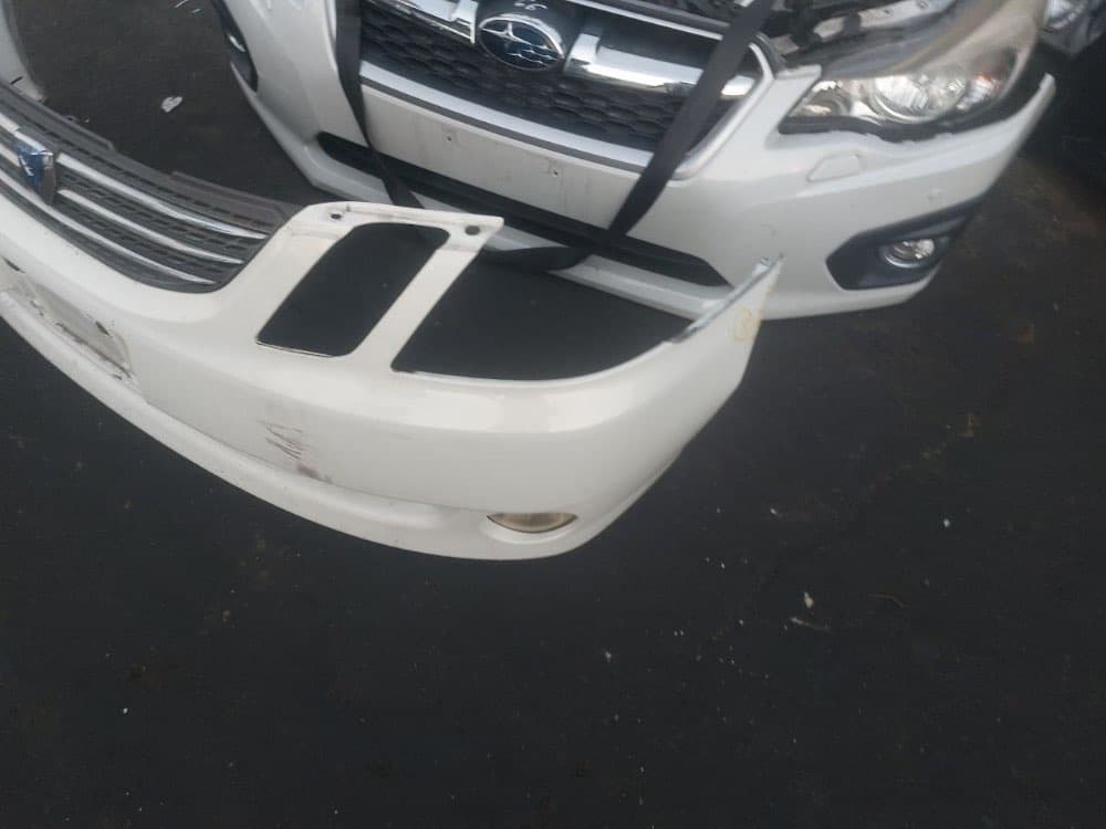 Bumper + Headlights Toyota Mark II used in Sharjah — photo 2