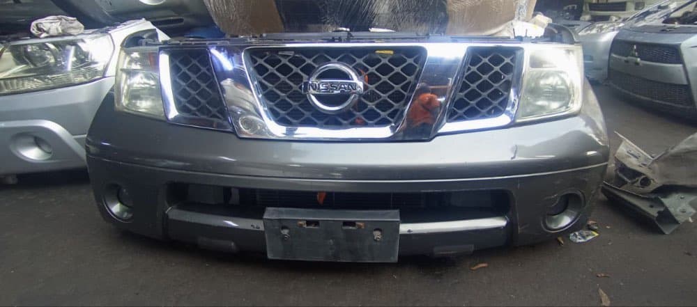 Nose cut Nissan Pathfinder