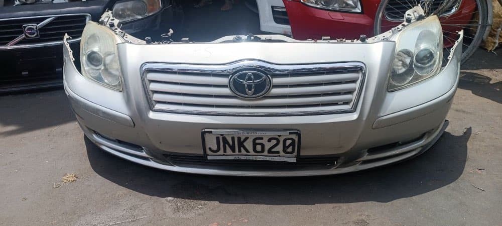 Bumper + Headlights Toyota Avensis