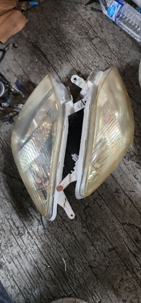 Headlights Toyota Corolla Spacio