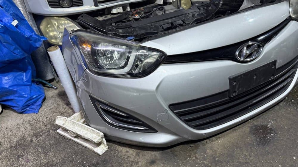 Nose cut Hyundai i20 used in Sharjah — photo 2